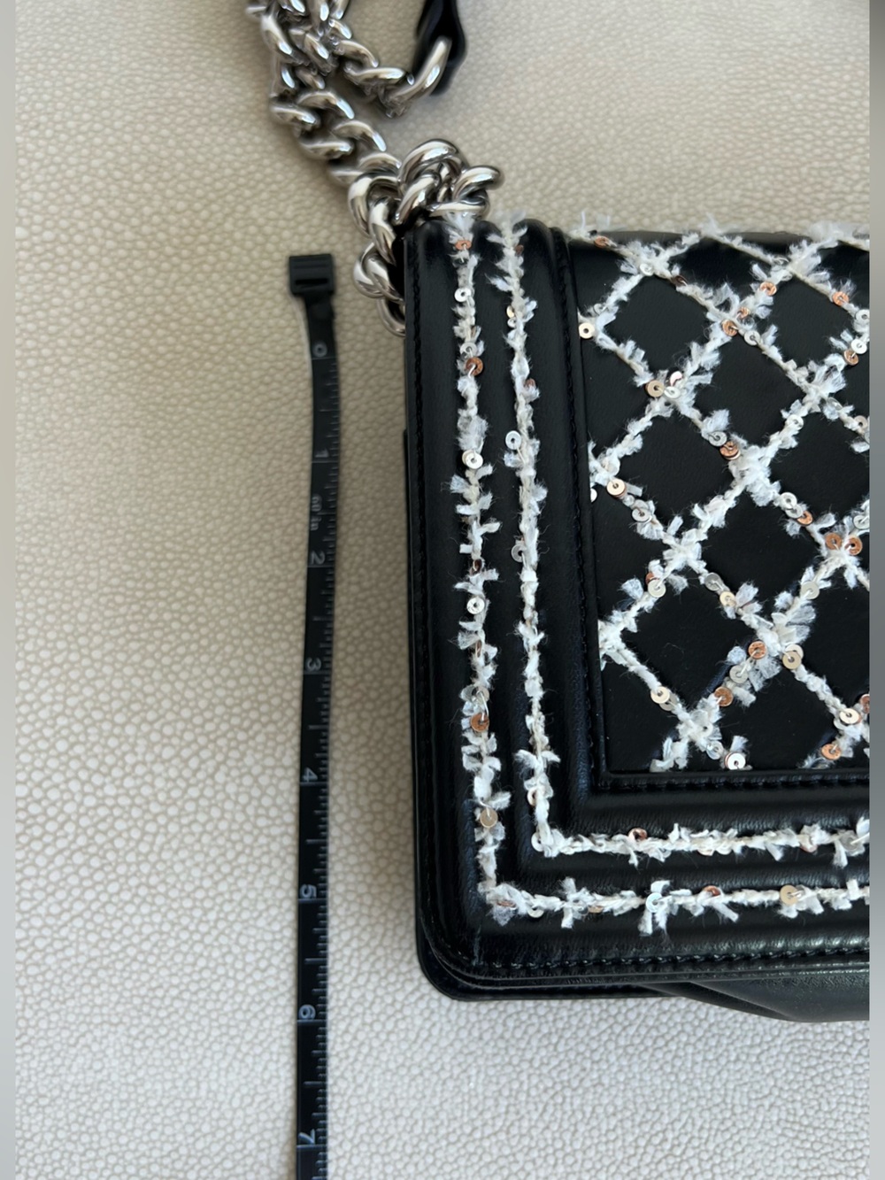 Chanel Black Quilted Calfskin Embroidered Boy Bag Medium - Picture 14 of 14